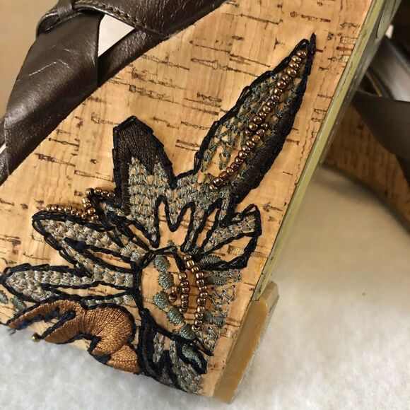 BANDOLINO wedge sandals size 8.5 - Picture 9 of 13